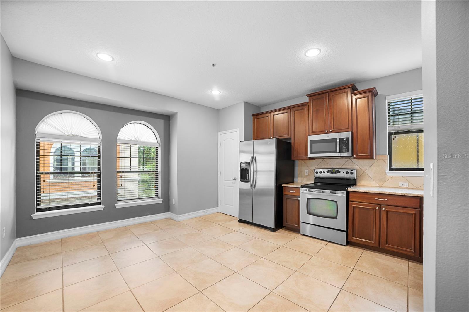 Image 12 of 46 For 4721 Messina Drive