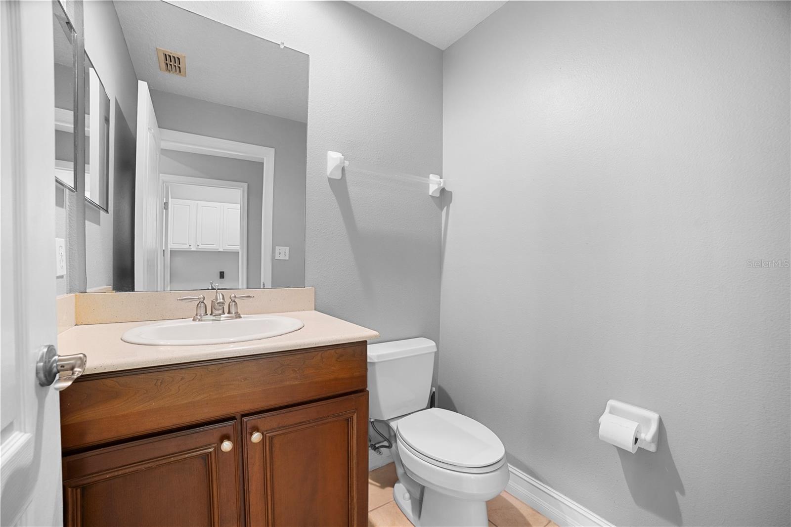 Image 16 of 46 For 4721 Messina Drive