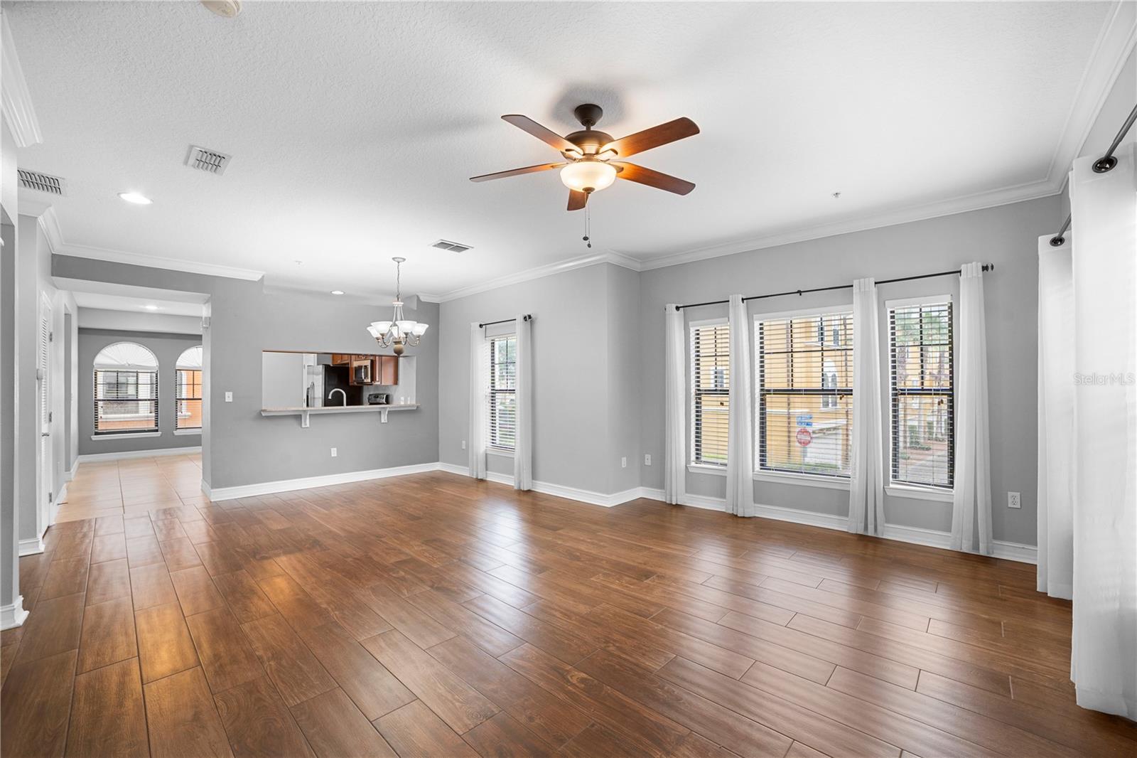 Image 7 of 46 For 4721 Messina Drive