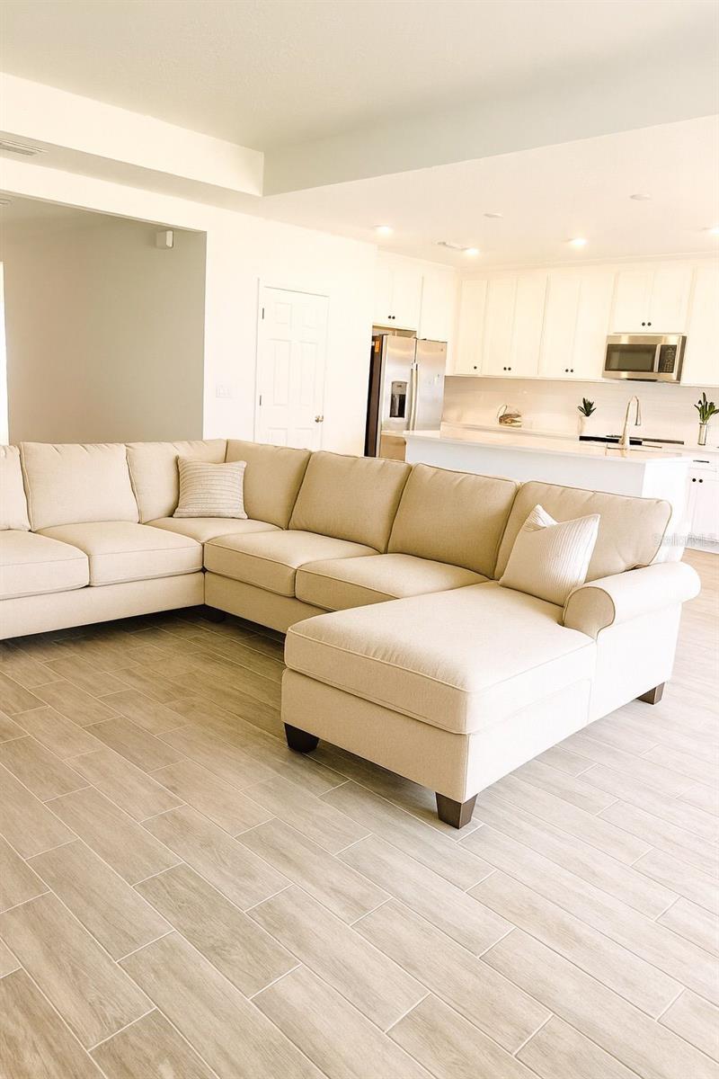 Image 3 of 13 For 5216 Senza Trail