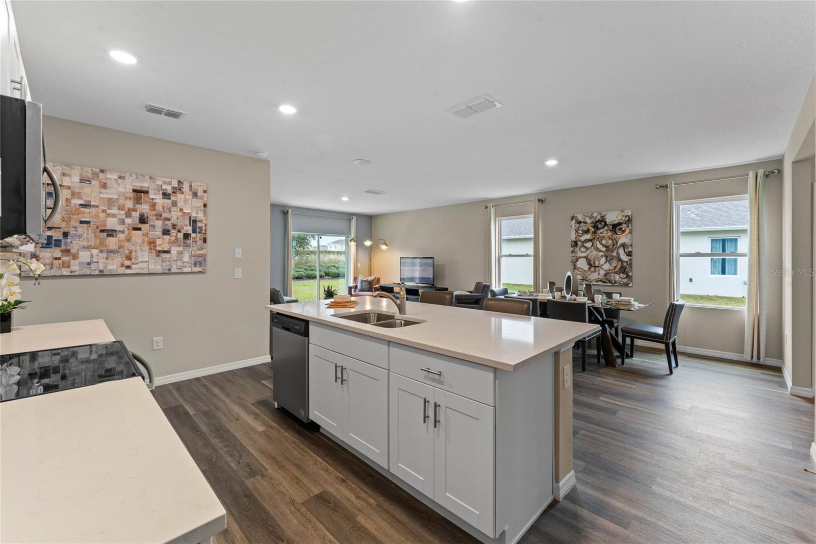 Image 12 of 33 For 2121 Red Rock Road