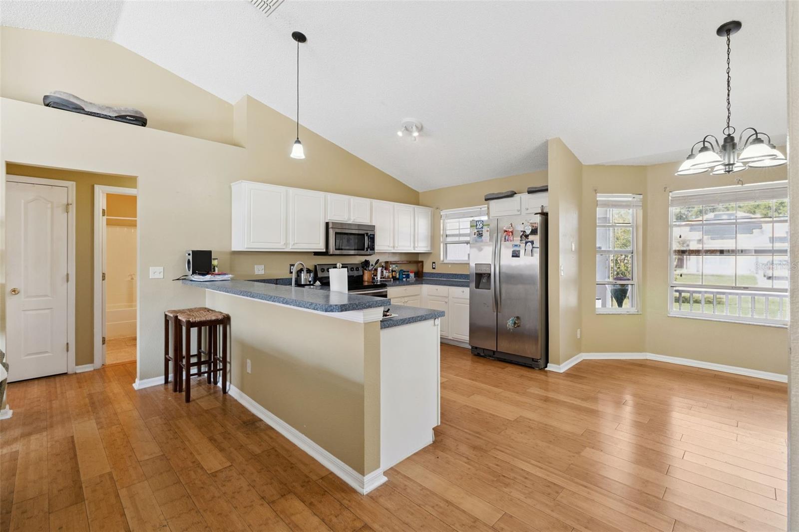 Image 10 of 29 For 414 Dove Drive