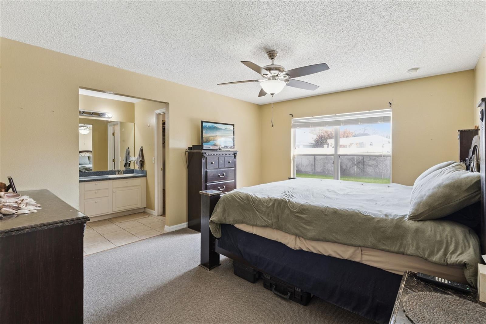 Image 16 of 29 For 414 Dove Drive