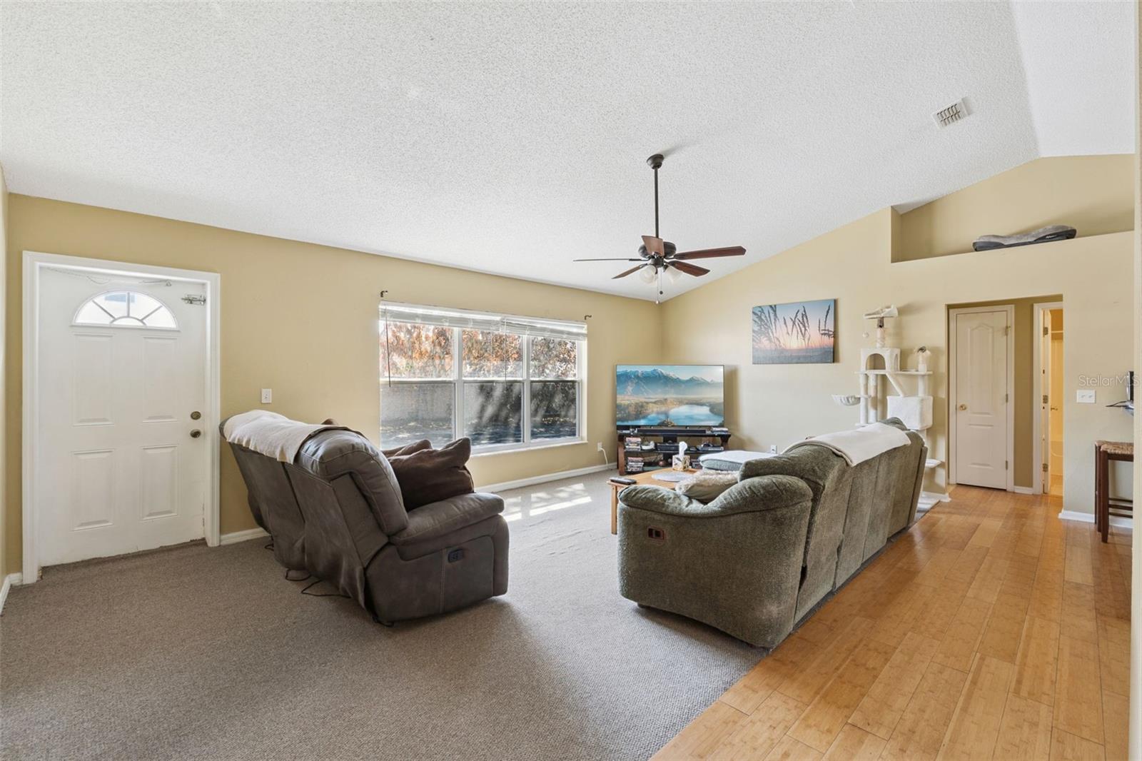 Image 3 of 29 For 414 Dove Drive