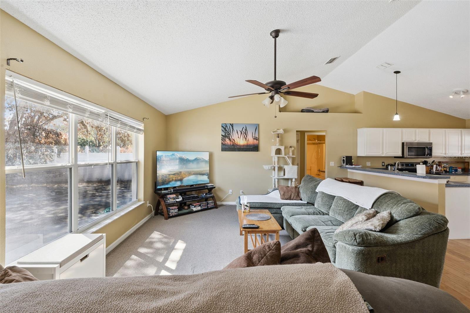 Image 5 of 29 For 414 Dove Drive