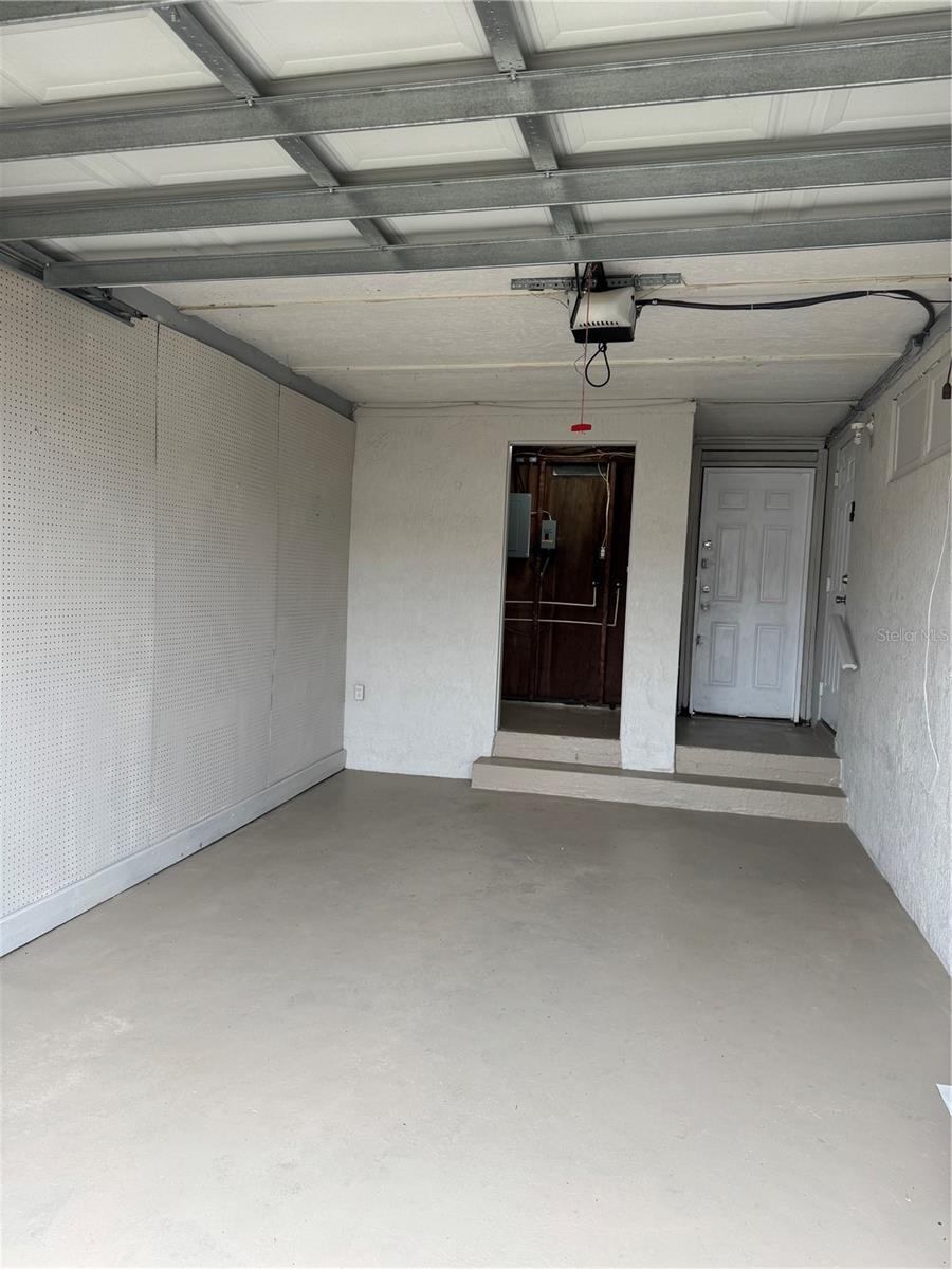 Image 12 of 12 For 618 Clifton Street