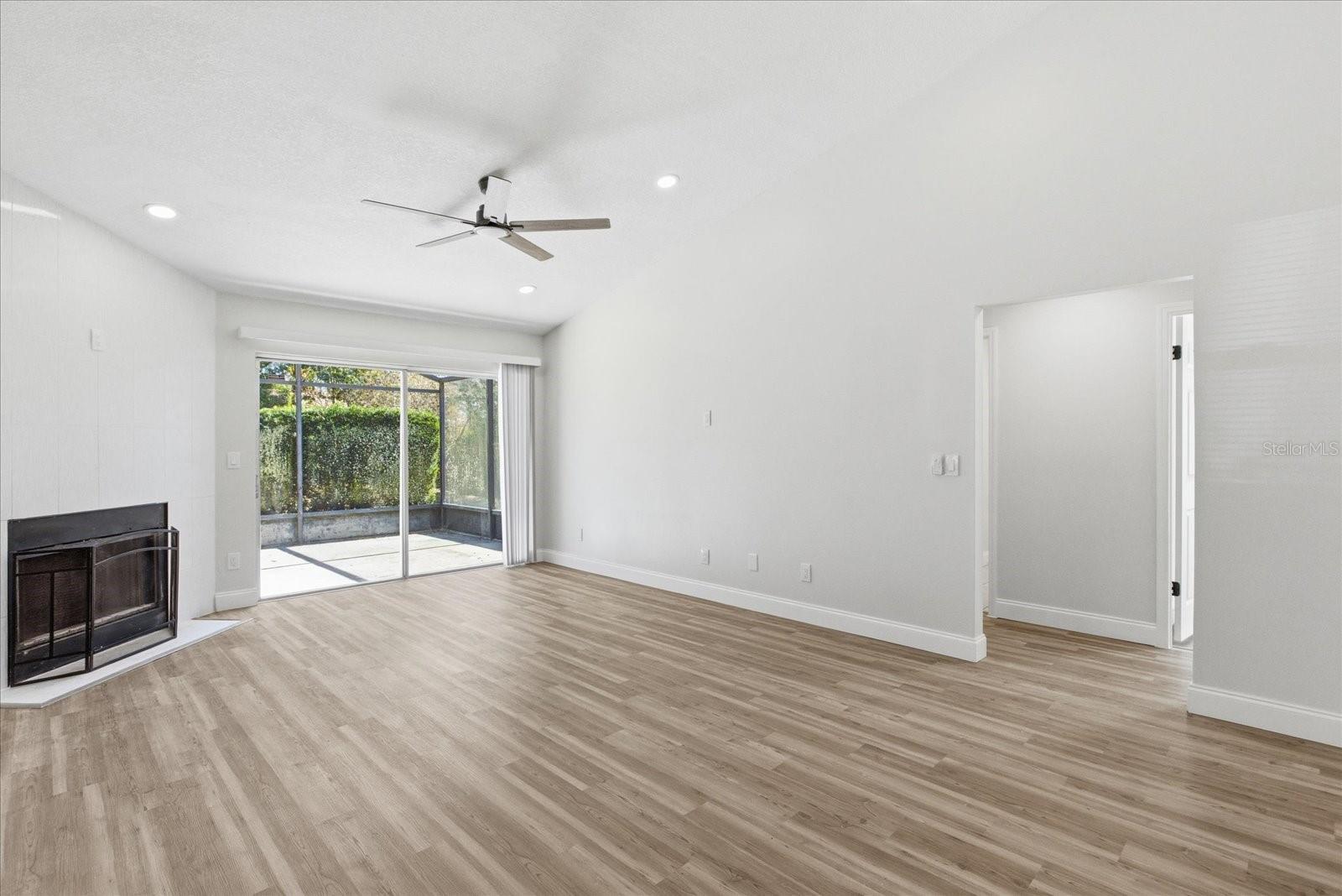 Image 15 of 23 For 498 Whittingham Place