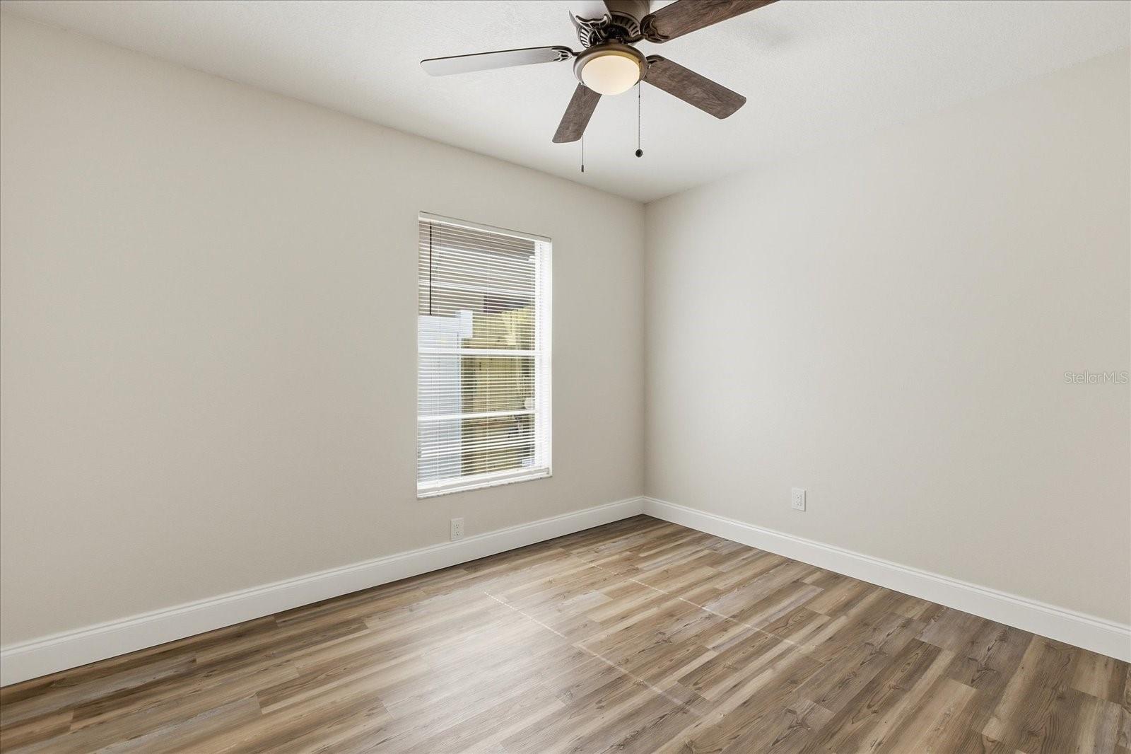 Image 16 of 23 For 498 Whittingham Place