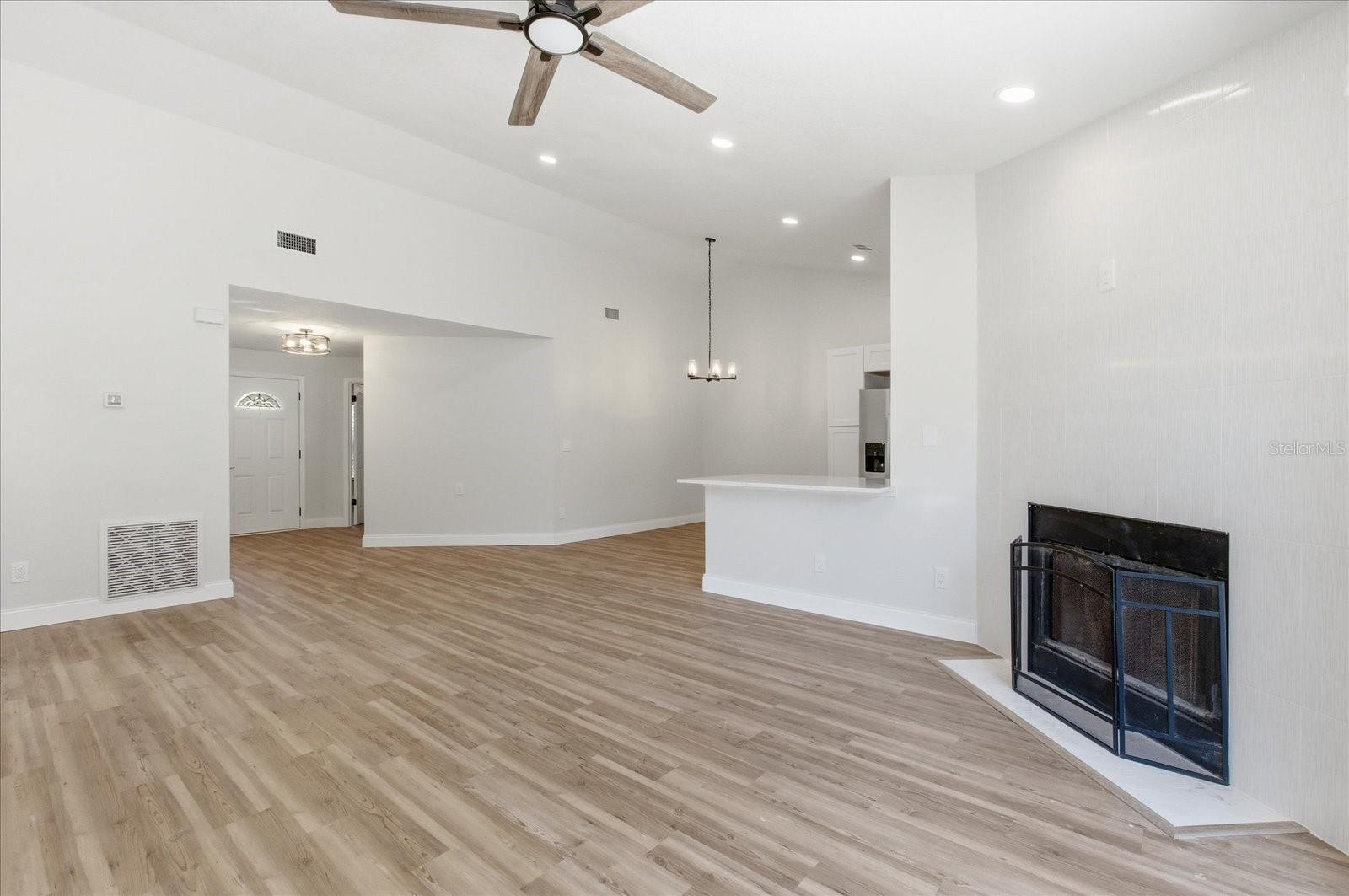 Image 8 of 23 For 498 Whittingham Place