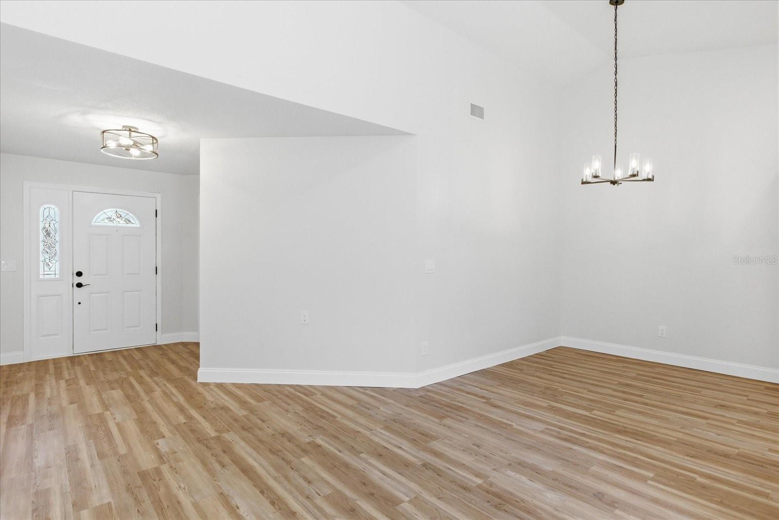 Image 9 of 23 For 498 Whittingham Place