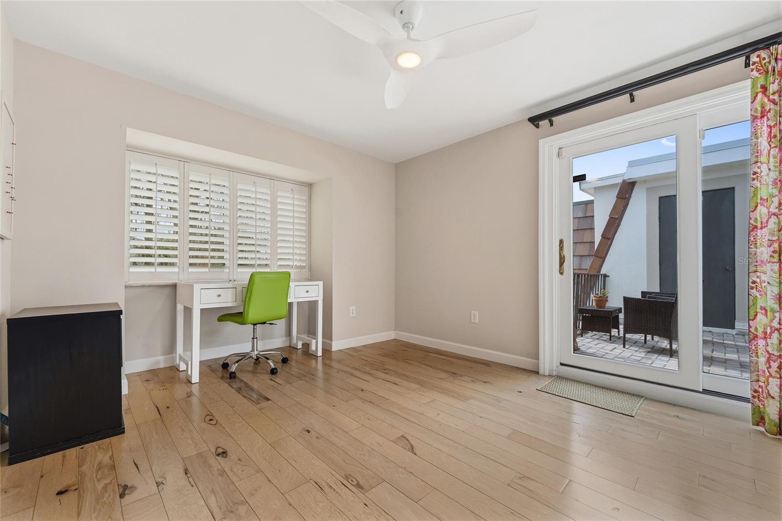 Image 12 of 32 For 6206 Masters Boulevard 302