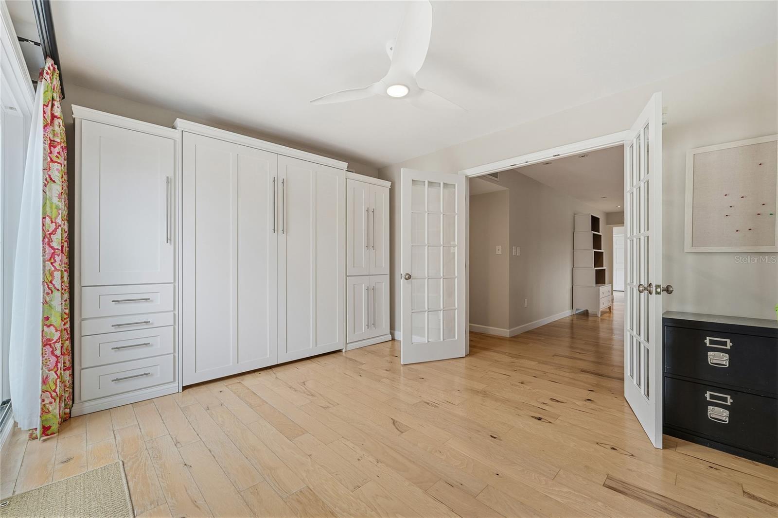 Image 13 of 32 For 6206 Masters Boulevard 302