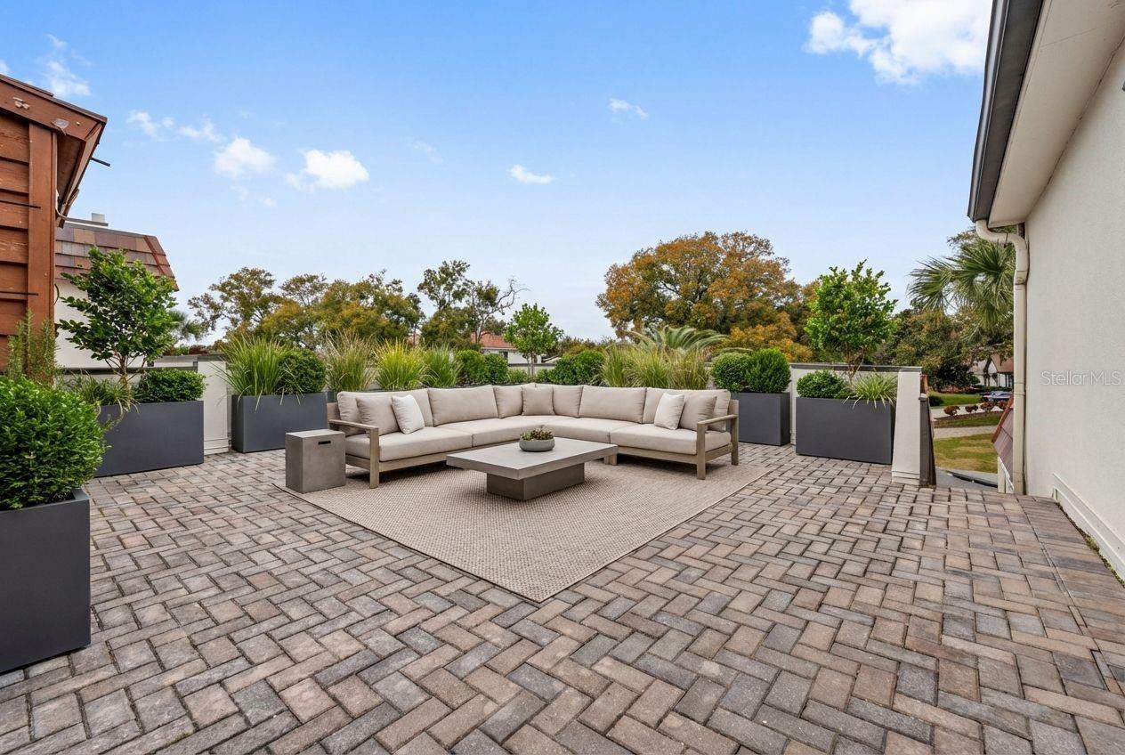 Image 17 of 32 For 6206 Masters Boulevard 302