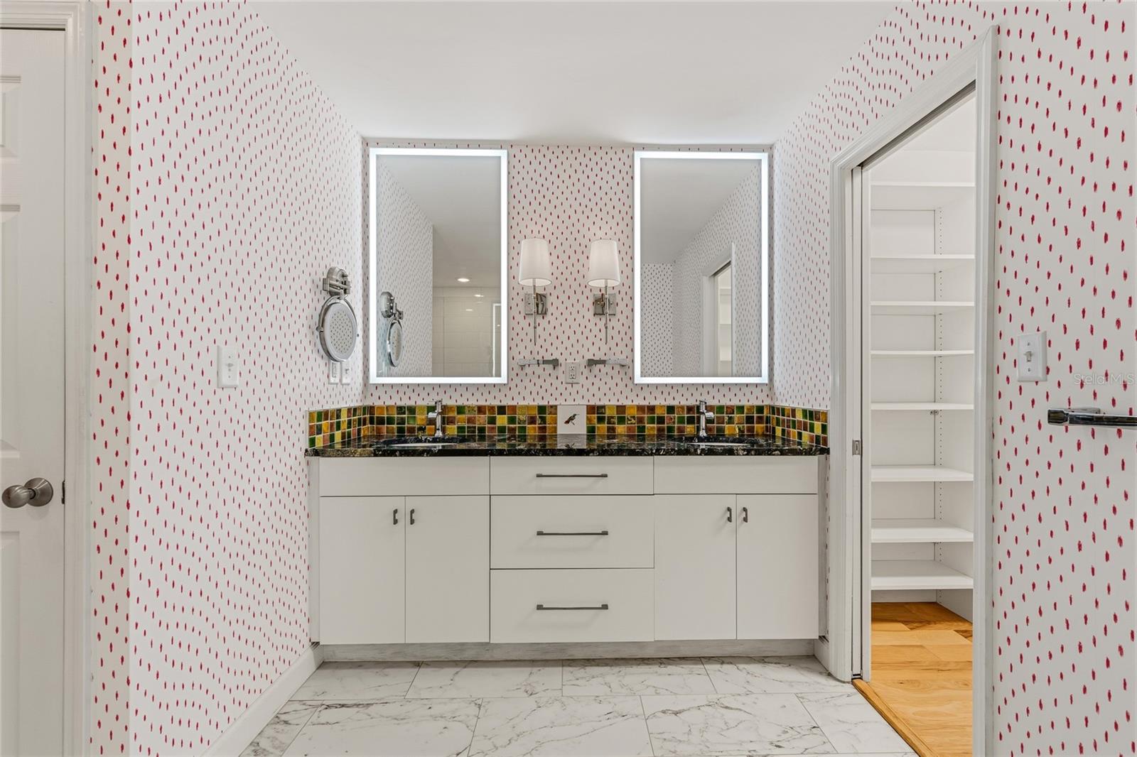 Image 9 of 32 For 6206 Masters Boulevard 302