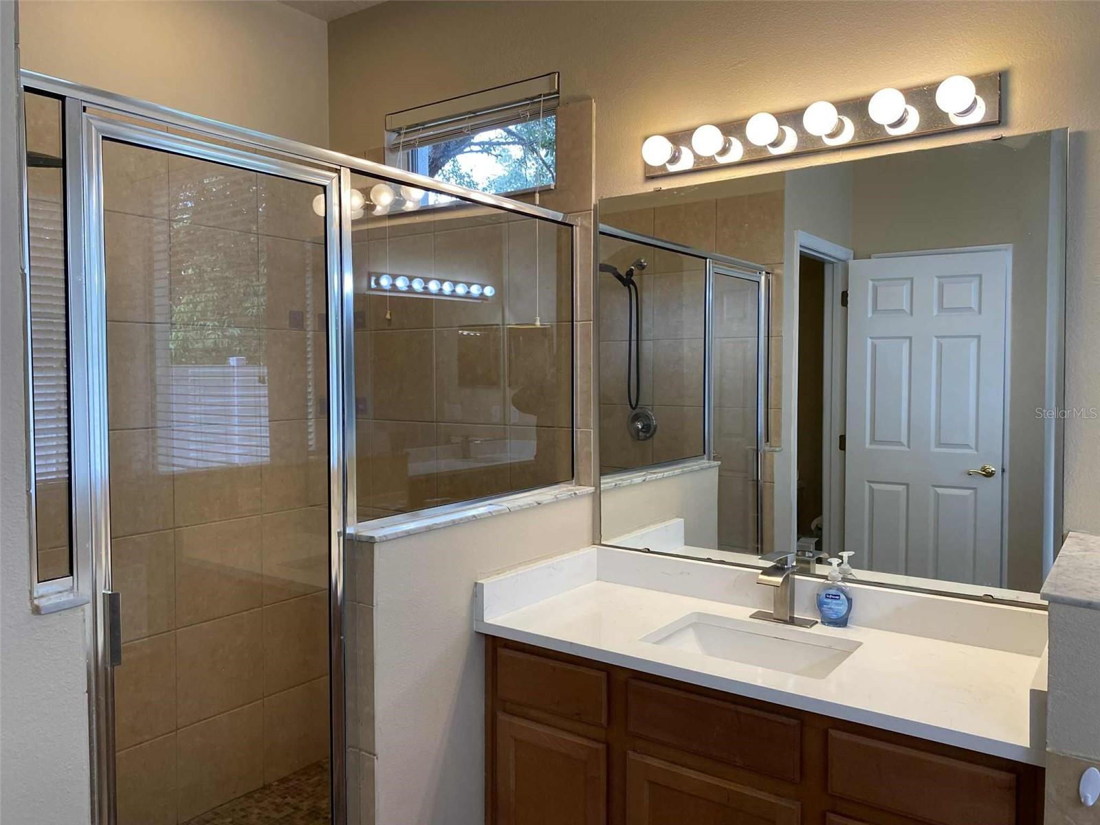 Image 10 of 20 For 5019 Blue Major Drive