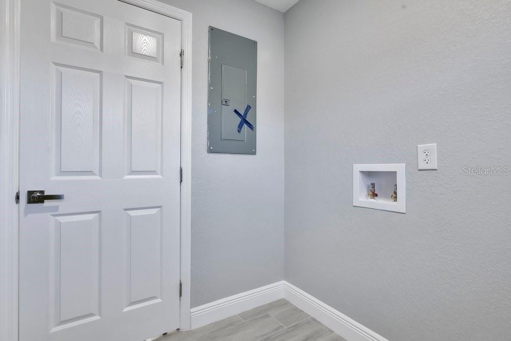 Image 20 of 31 For 6616 Blanche Court