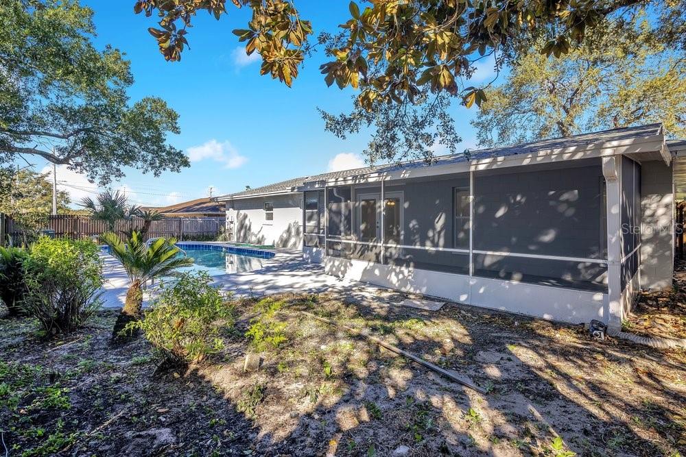 Image 25 of 31 For 6616 Blanche Court