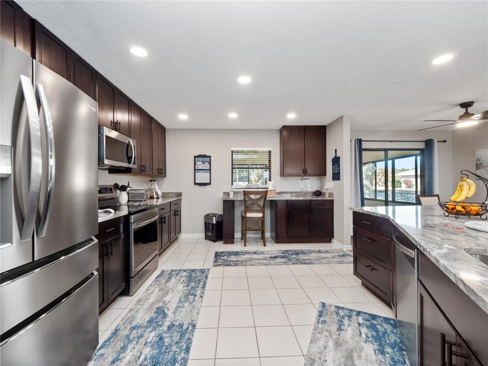 Image 10 of 35 For 21821 King John Street