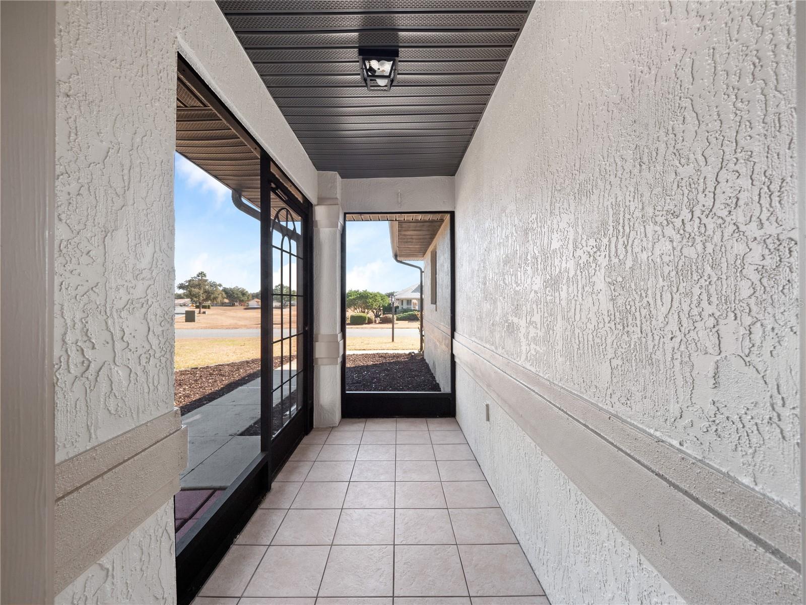 Image 28 of 35 For 21821 King John Street