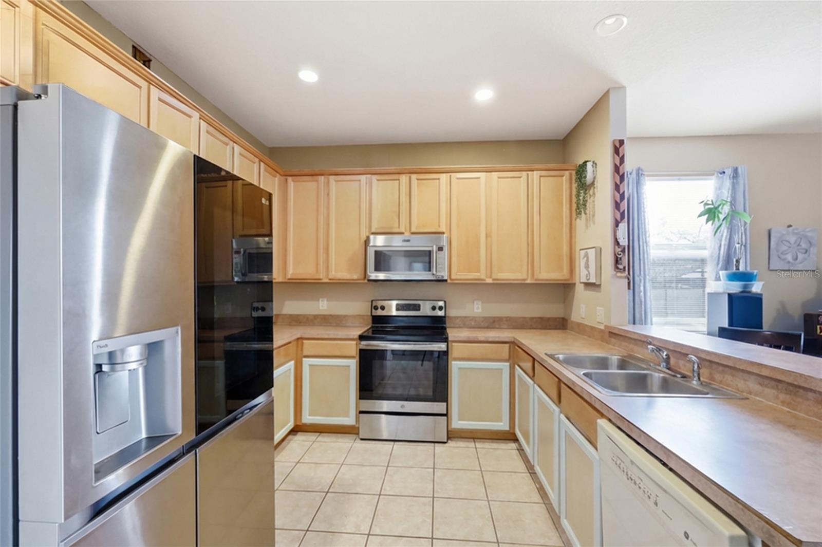 Image 21 of 39 For 813 Lancer Circle