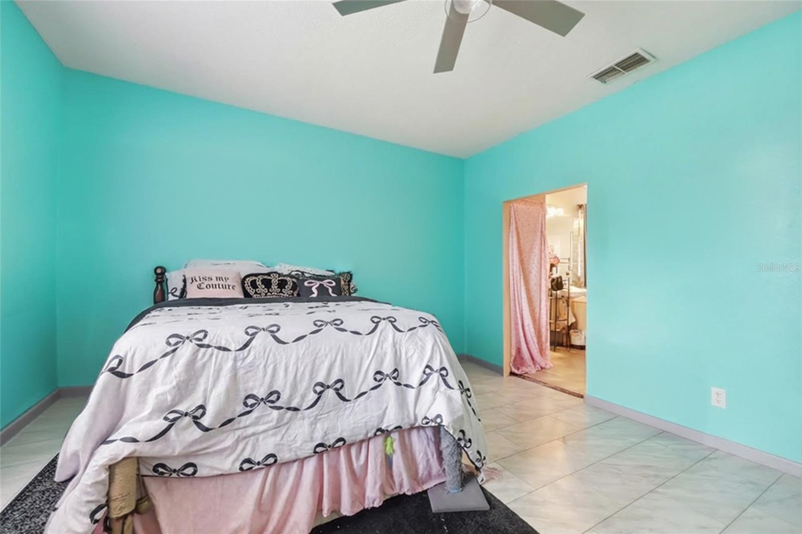 Image 26 of 39 For 813 Lancer Circle