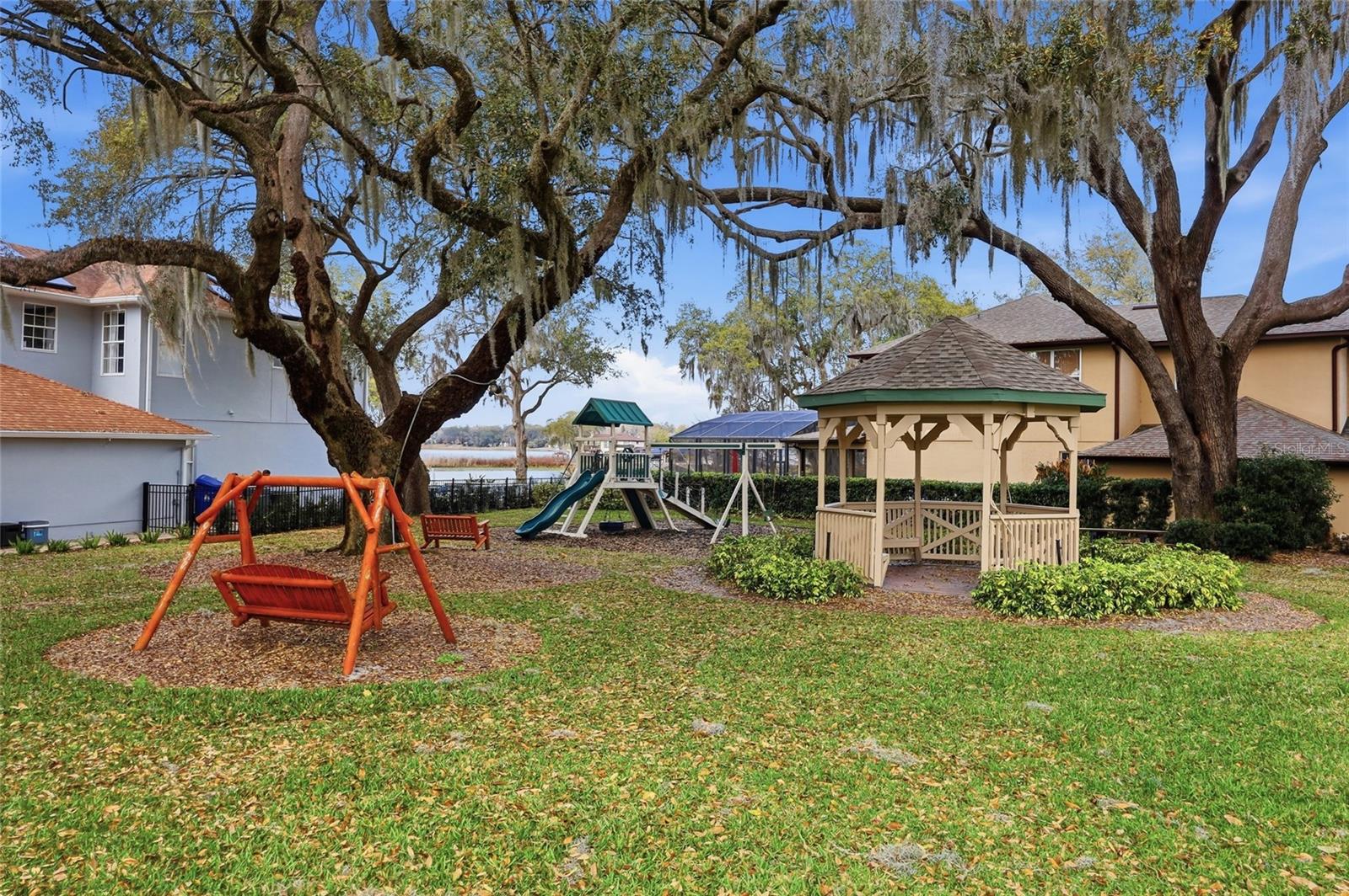 Image 36 of 39 For 813 Lancer Circle