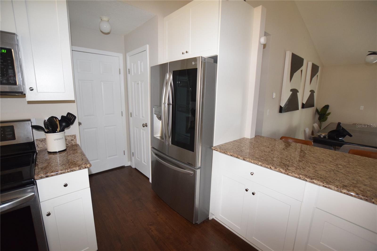 Image 11 of 31 For 1025 Lester Ridge Court