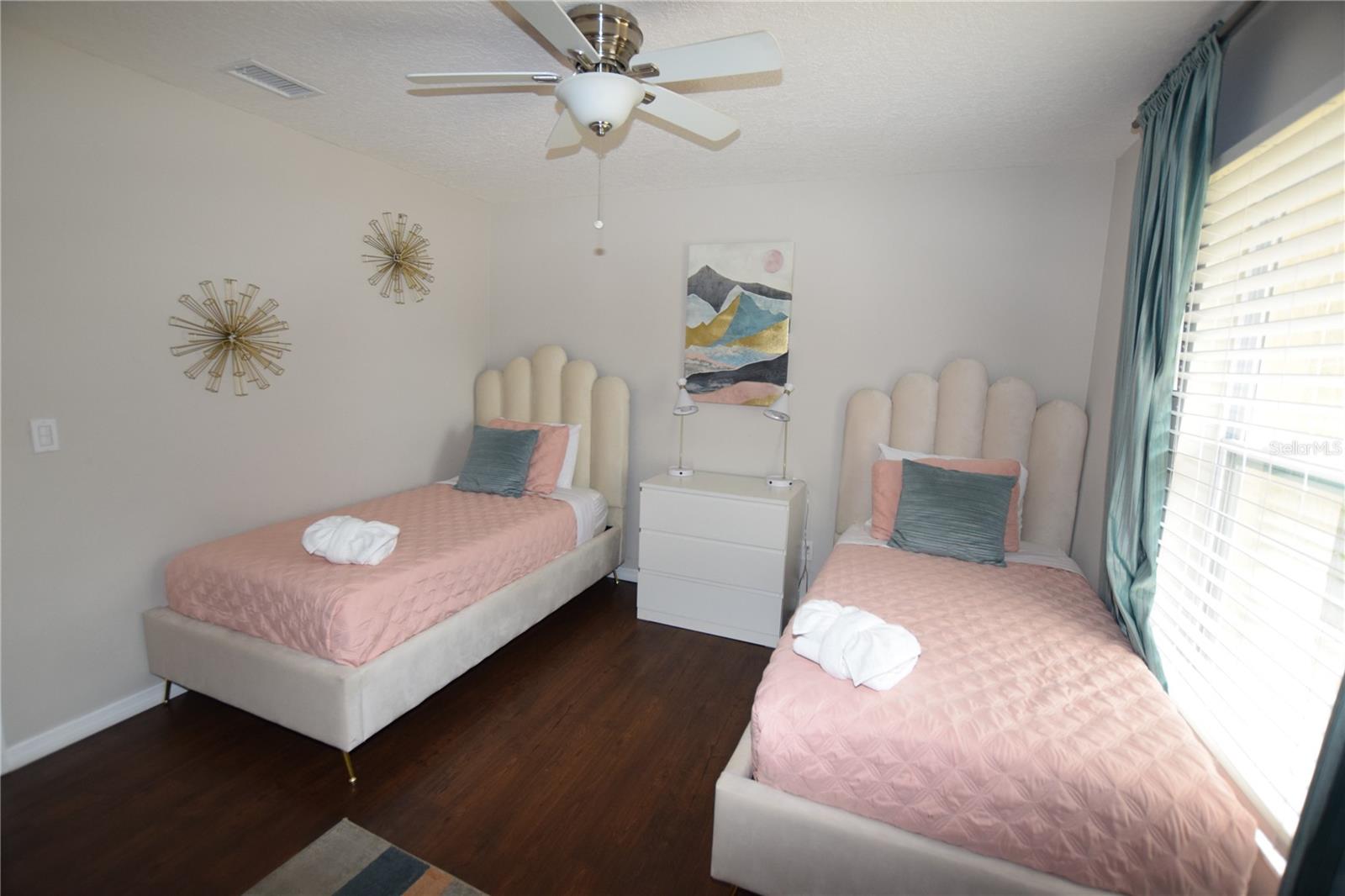 Image 27 of 31 For 1025 Lester Ridge Court