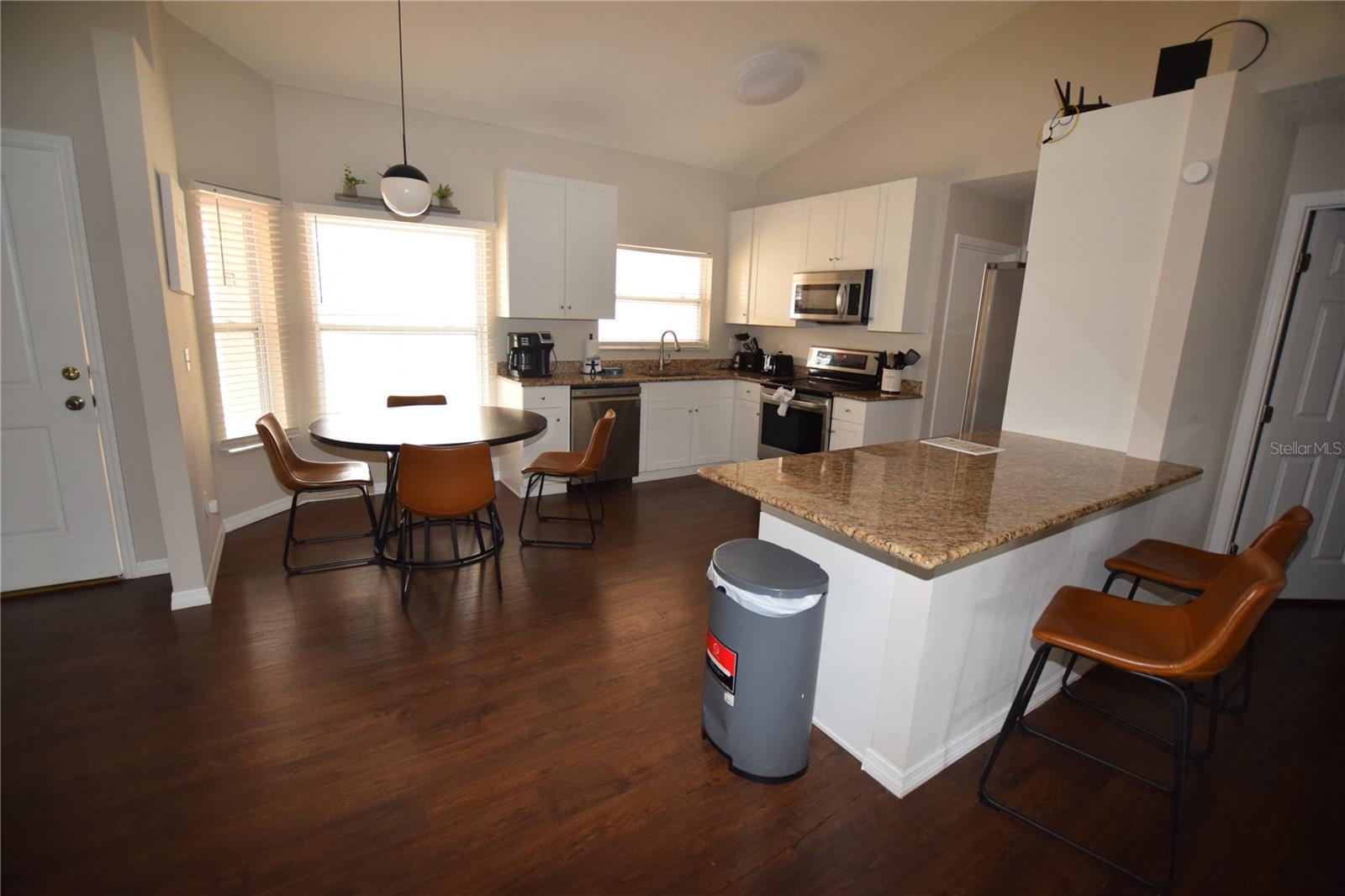 Image 8 of 31 For 1025 Lester Ridge Court