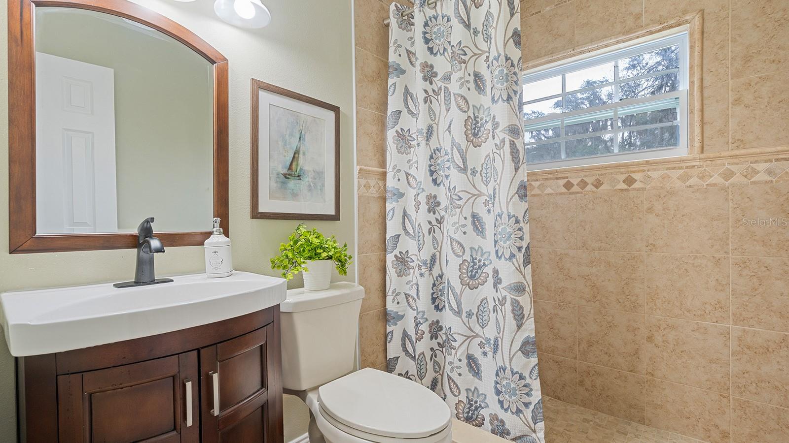 Image 25 of 31 For 219 Nob Hill Circle