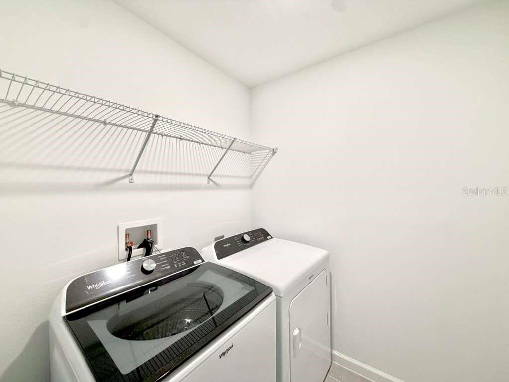 Image 17 of 32 For 1866 Falconhurst Place