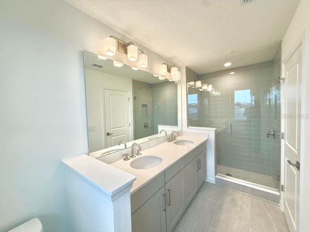 Image 19 of 32 For 1866 Falconhurst Place