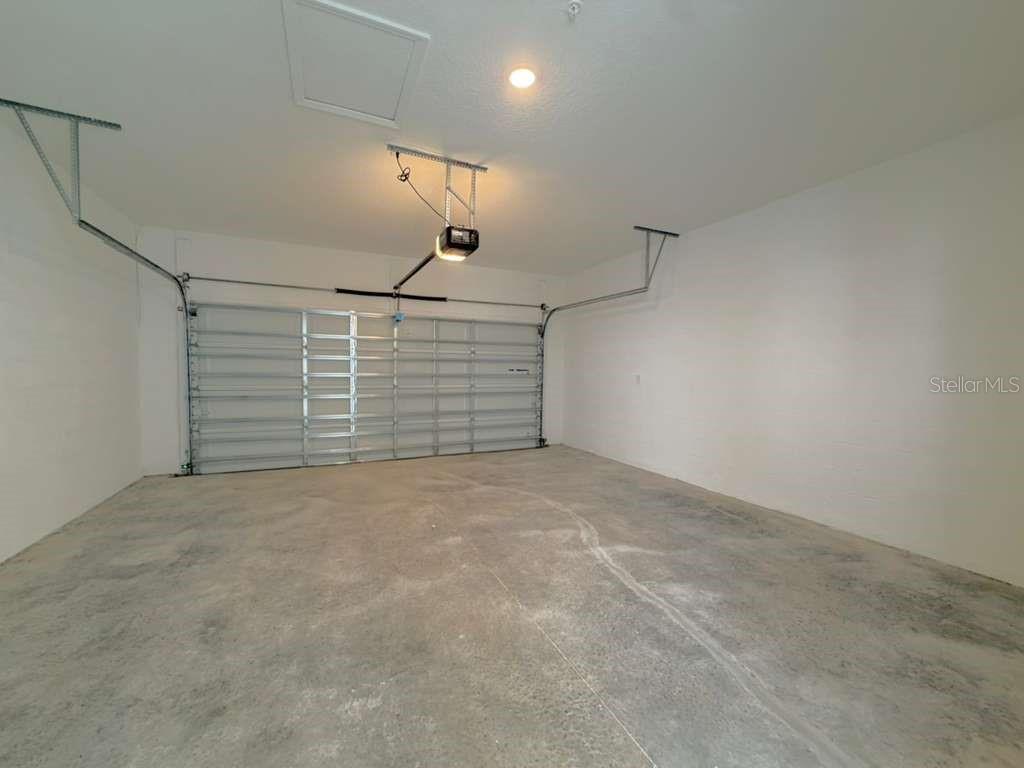 Image 26 of 32 For 1866 Falconhurst Place