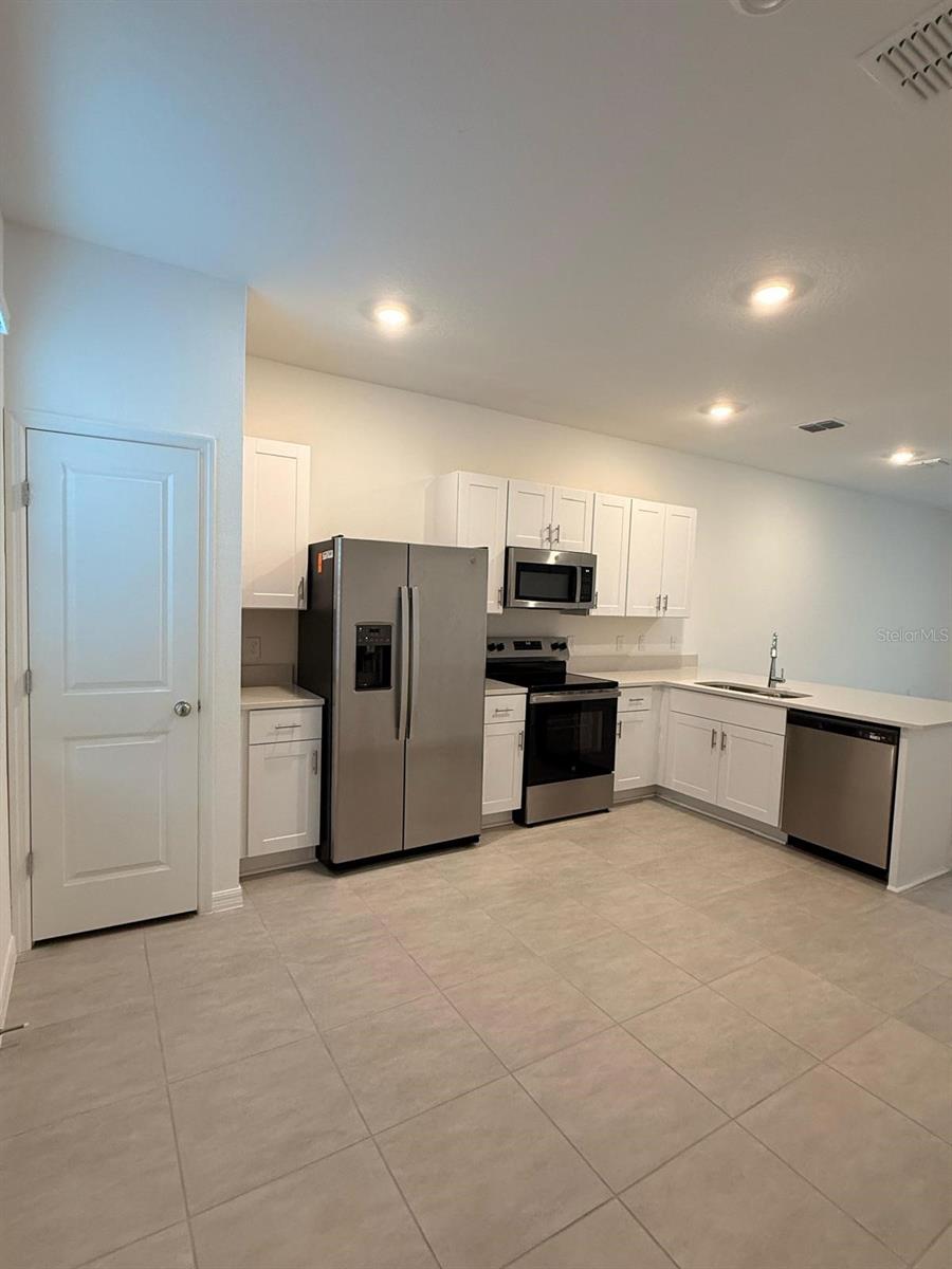 Image 6 of 10 For 2931 Skyline Loop