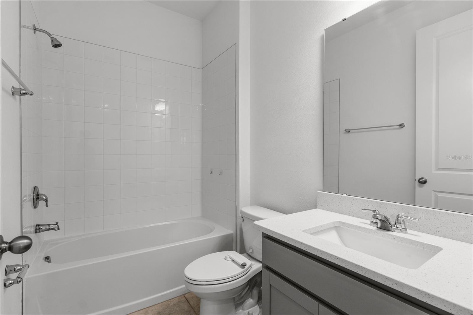 Image 16 of 21 For 9738 Neruda Street