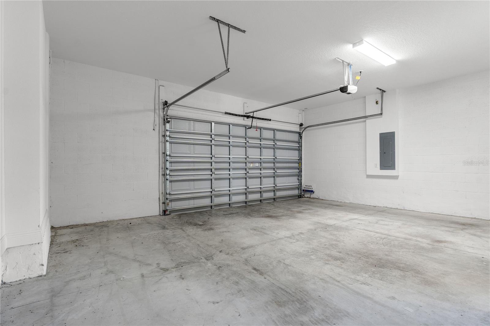 Image 21 of 21 For 9738 Neruda Street