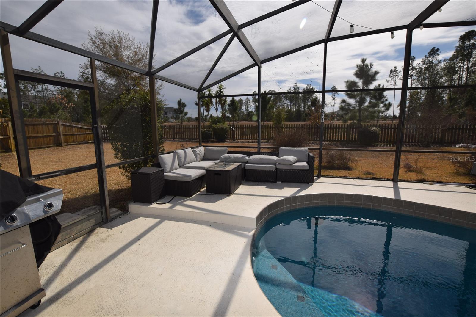 Image 7 of 37 For 7748 Indian Ridge Trail S