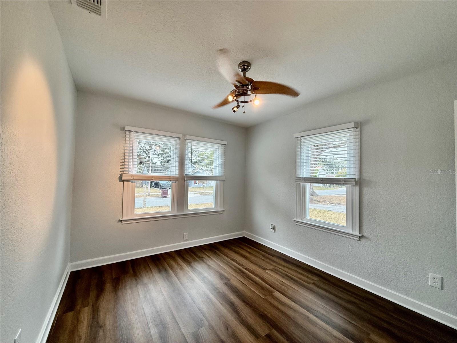 Image 28 of 38 For 901 Concord Street