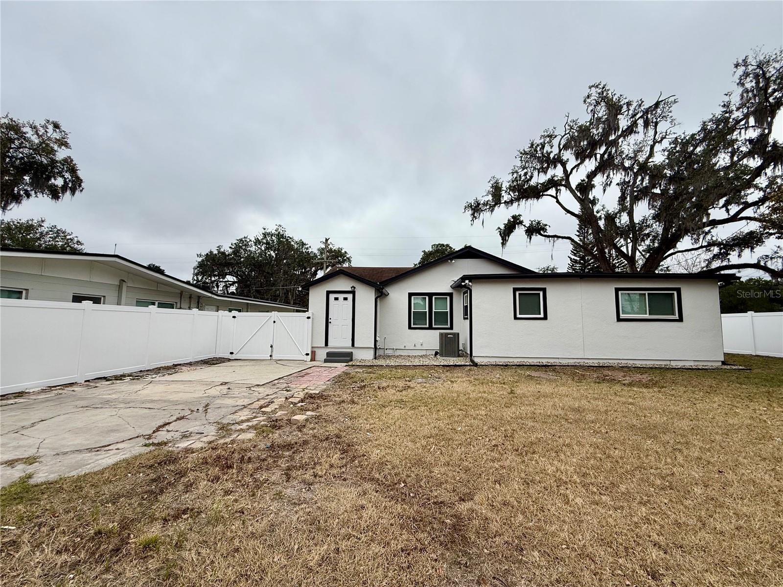 Image 35 of 38 For 901 Concord Street