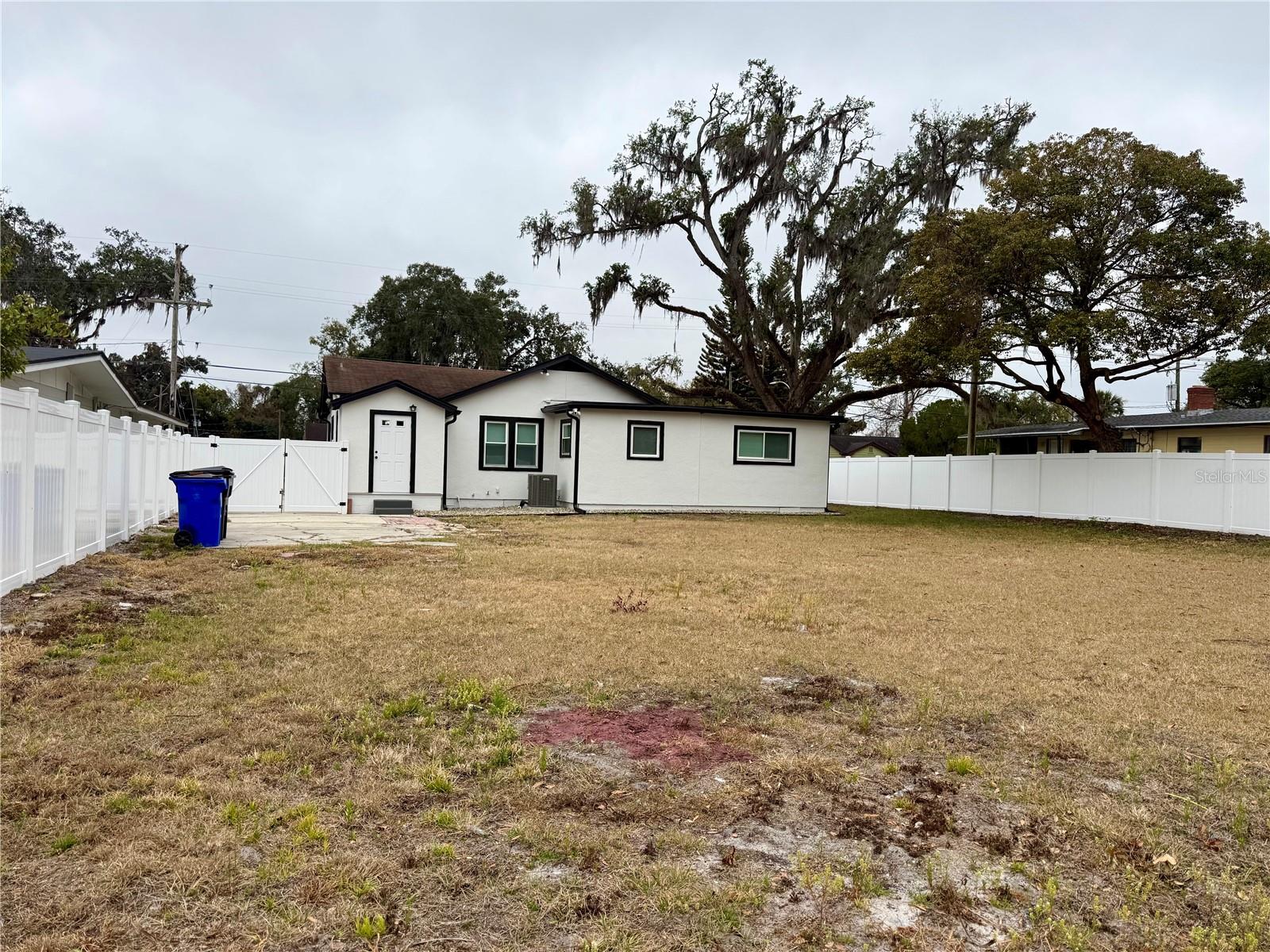 Image 36 of 38 For 901 Concord Street