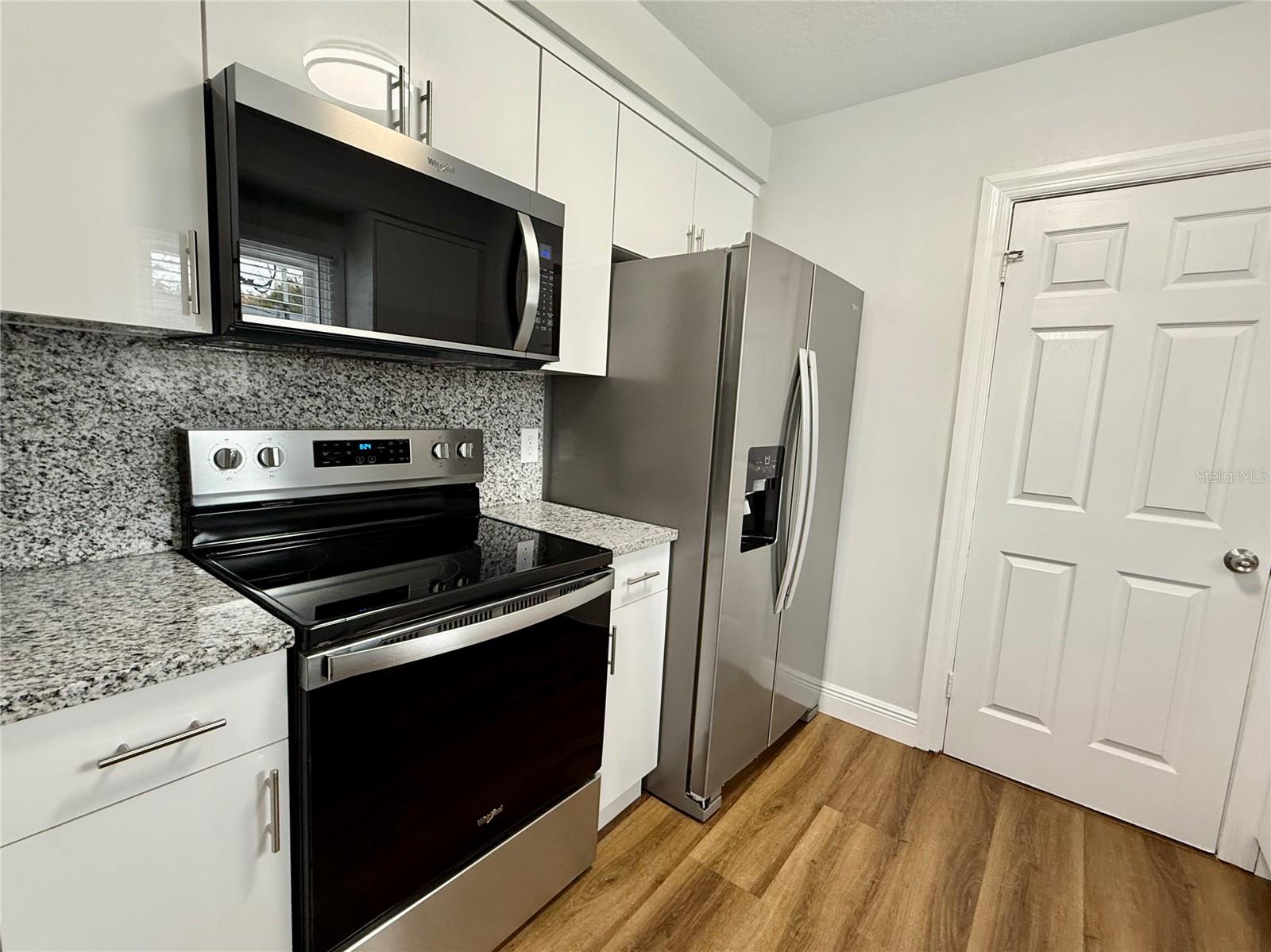 Image 5 of 38 For 901 Concord Street