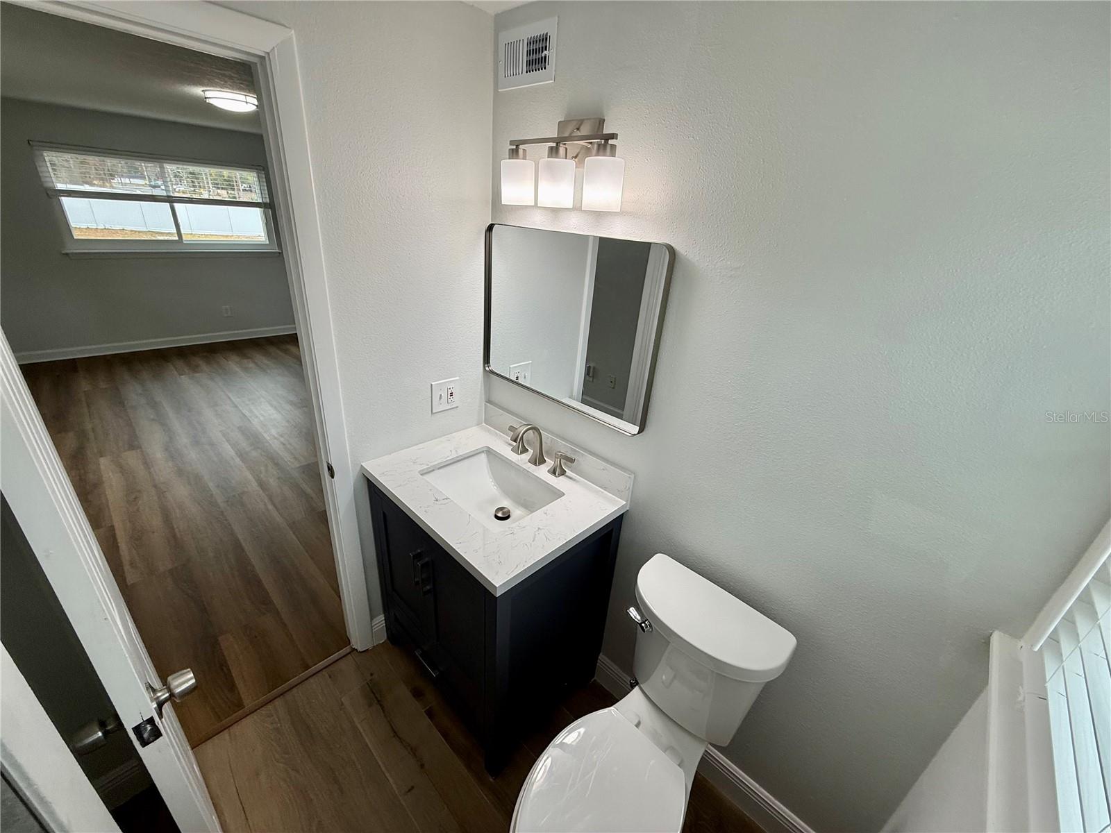 Image 9 of 38 For 901 Concord Street