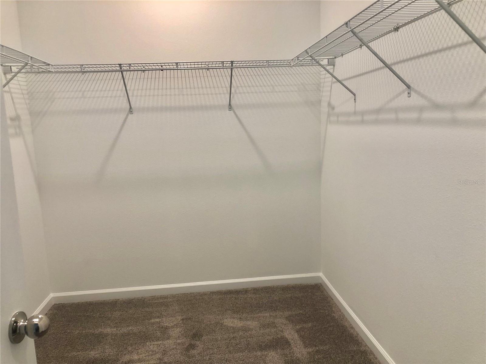 Image 19 of 30 For 368 Nine Iron Drive