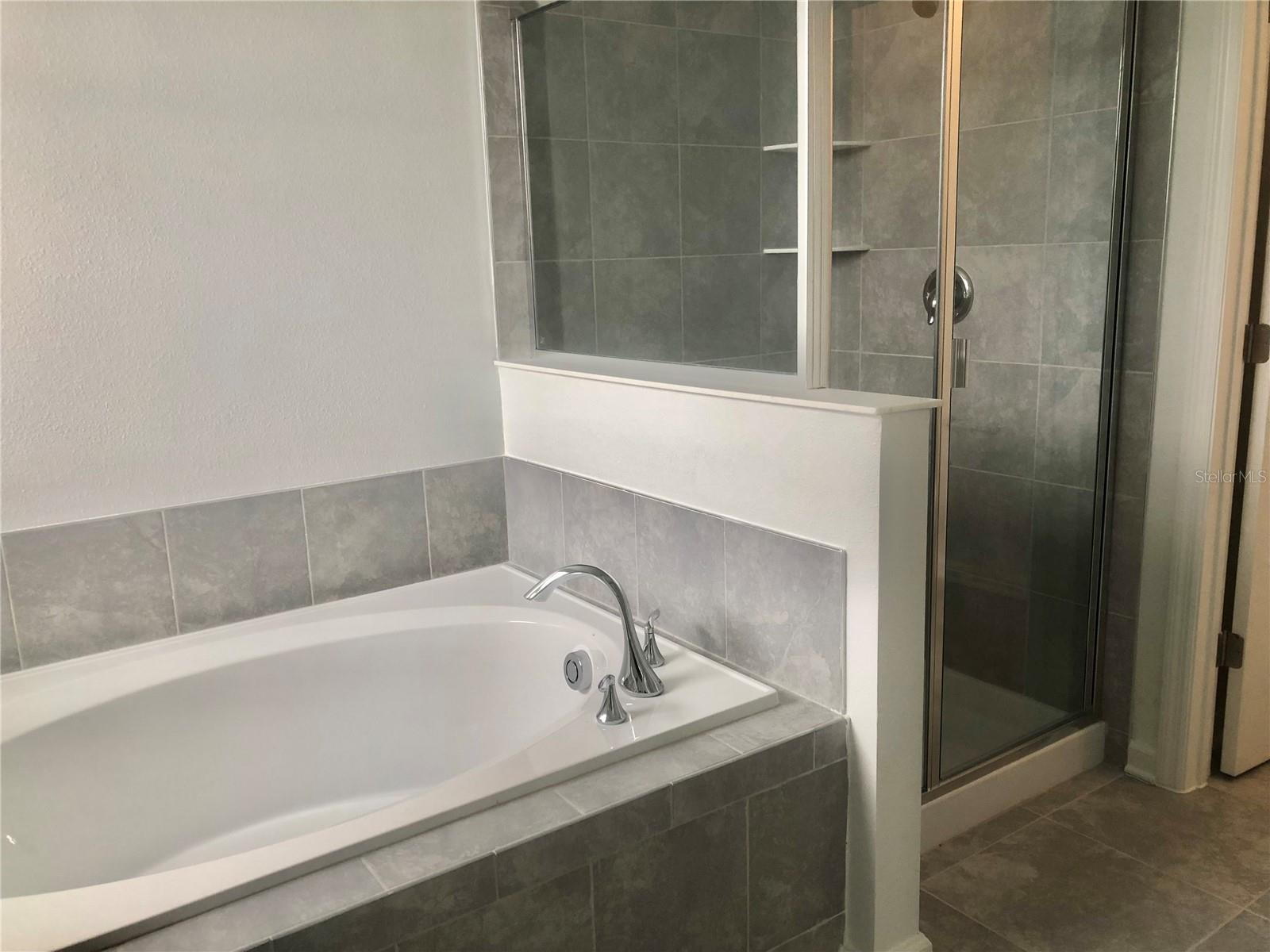 Image 21 of 30 For 368 Nine Iron Drive