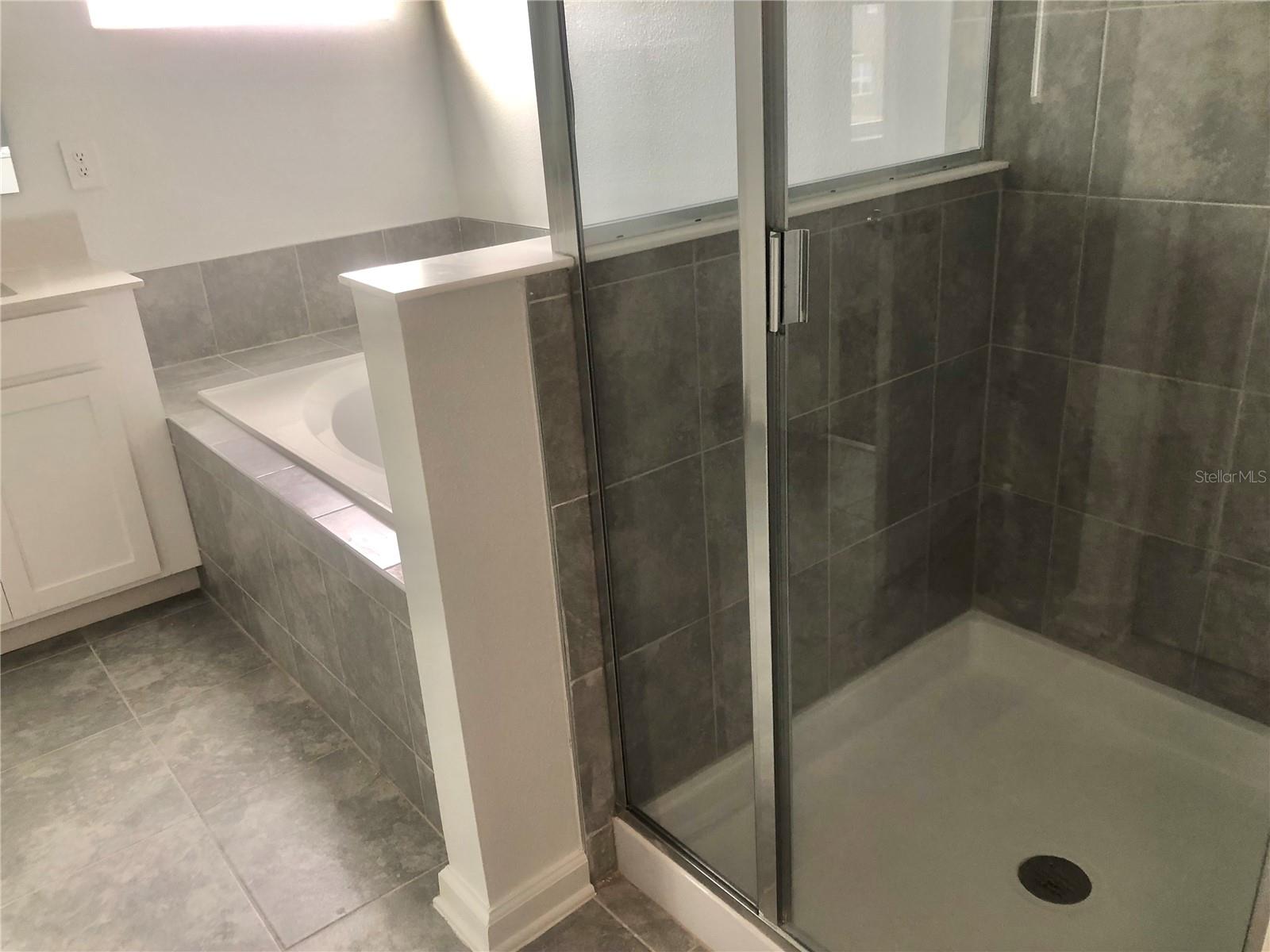 Image 22 of 30 For 368 Nine Iron Drive