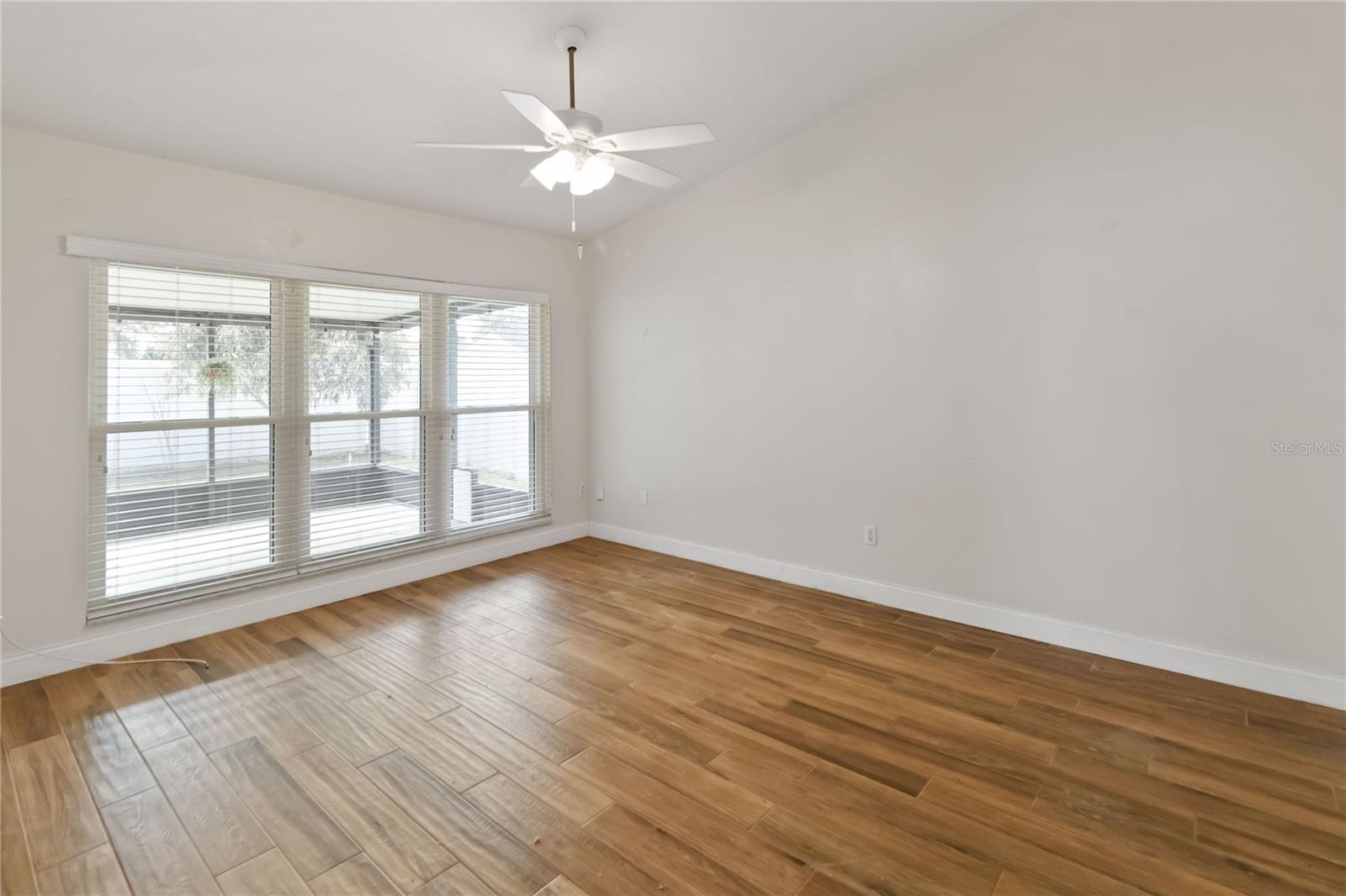 Image 15 of 29 For 2706 Autumn Green Drive