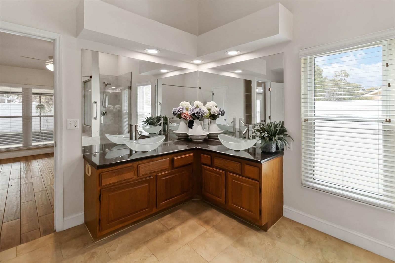 Image 17 of 29 For 2706 Autumn Green Drive