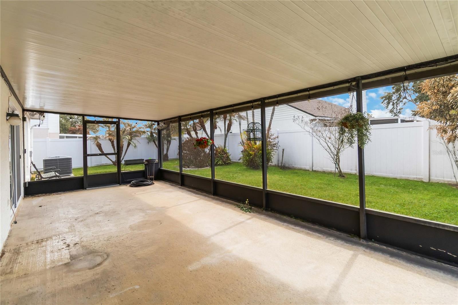 Image 23 of 29 For 2706 Autumn Green Drive