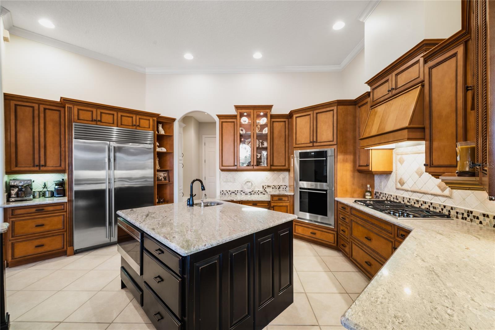 Image 14 of 81 For 7718 Flemingwood Court