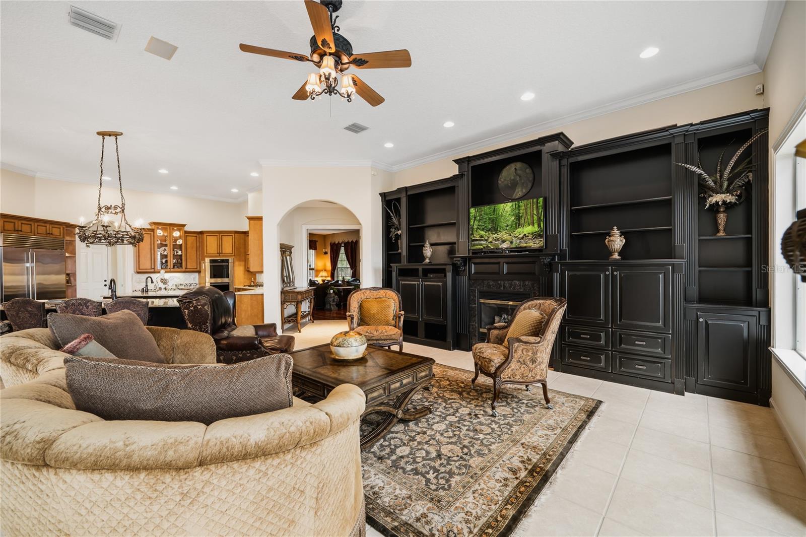 Image 15 of 81 For 7718 Flemingwood Court